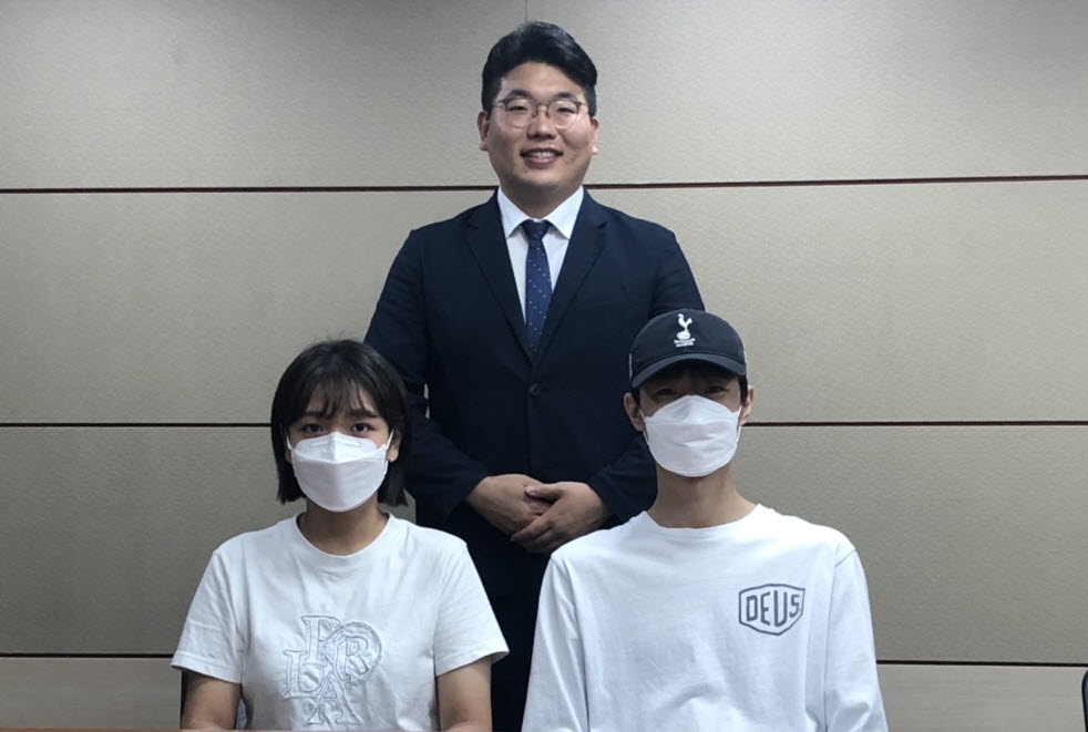 8.21 임하영 이병준.jpg