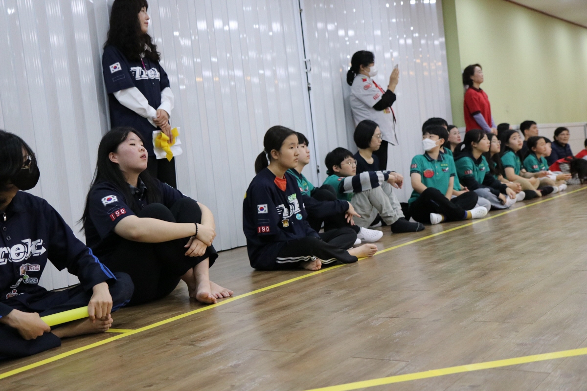 IMG_2005_copy_2400x1600.jpg