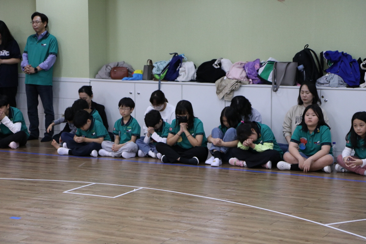 IMG_2010_copy_2400x1600.jpg