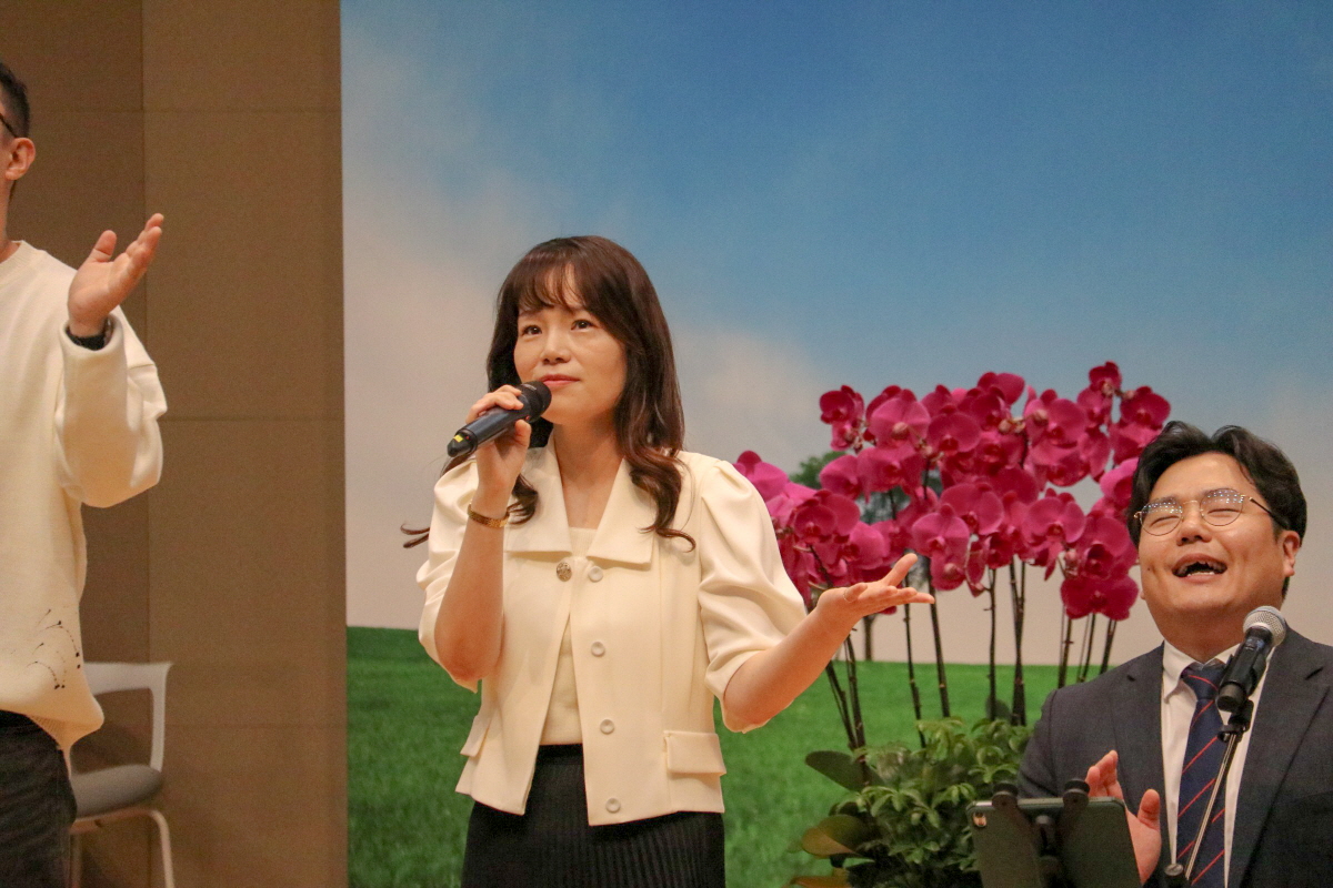 IMG_2349_copy_2400x1600.jpg