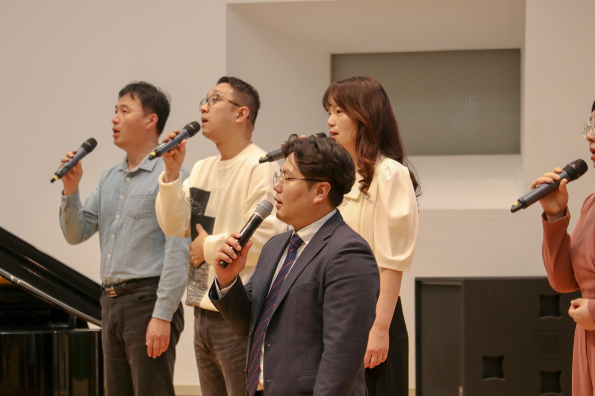 IMG_2552_copy_2400x1600.jpg