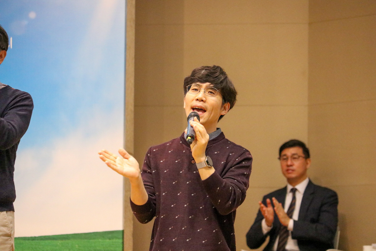 IMG_3047_copy_2400x1600.jpg