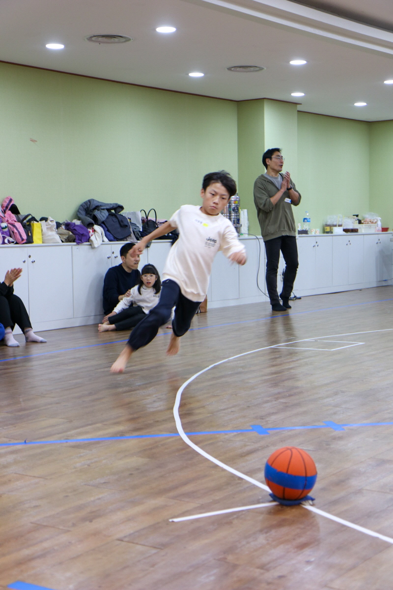IMG_3300_copy_1600x2400.jpg