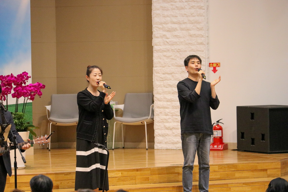 IMG_3468_copy_2400x1600.jpg
